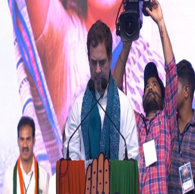 Congress promises loan waiver, investment support to Telangana farmers Congress promises loan waiver, investment support to Telangana farmers