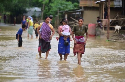 7 killed, over 2L hit in pre-monsoon flood in Assam 7 killed, over 2L hit in pre-monsoon flood in Assam