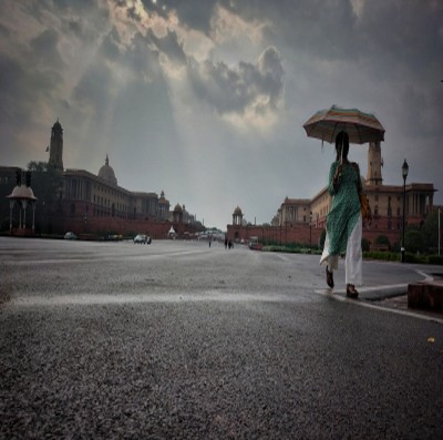 Thundery development cools down Delhi NCR a bit, mercury set to rise from Saturday