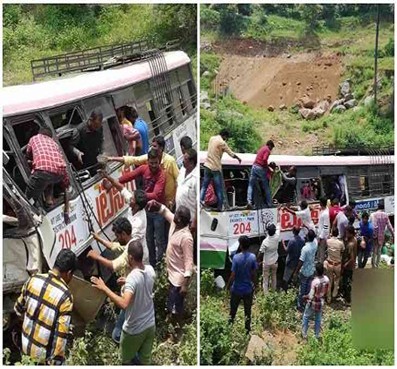 Death toll in Telangana road accident mounts to 9 Death toll in Telangana road accident mounts to 9