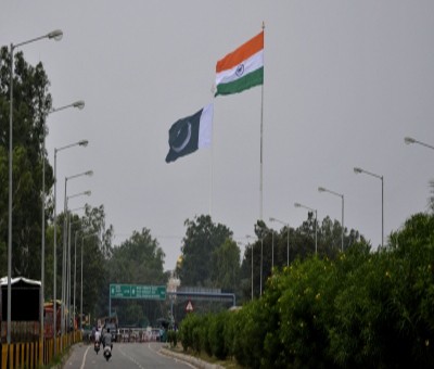 Pak delegation in India for Indus Water Treaty meeting Pak delegation in India for Indus Water Treaty meeting