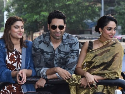 Adivi Sesh 'truly moved' by Vizag response to 'Major' promotion Adivi Sesh 'truly moved' by Vizag response to 'Major' promotion