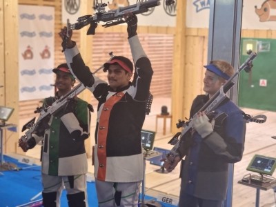 Rudrankksh, Abhinav, make it 1-2 for India in men's 10m air rifle at Suhl Junior World Cup