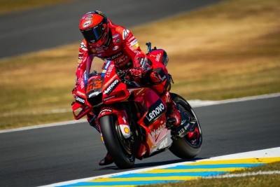 MotoGP 2022: Bagnaia blasts his way to pole, Quartararo misses front row in France