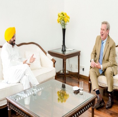 Aus keen to forge pact with Punjab in agriculture , skill development Aus keen to forge pact with Punjab in agriculture , skill development