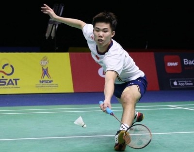 Thomas Cup: Denmark outlast China in 6-hour group match