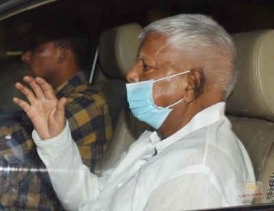 Lalu reaches Patna, will soon announce Rajya Sabha candidates Lalu reaches Patna, will soon announce Rajya Sabha candidates