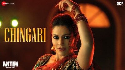 Waluscha De Sousa's 'Chingari' from 'Antim' highlights Lavani dance form Waluscha De Sousa's 'Chingari' from 'Antim' highlights Lavani dance form