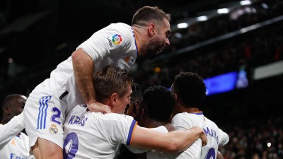 Late Vinicius strike gives Real Madrid win over Sevilla Late Vinicius strike gives Real Madrid win over Sevilla