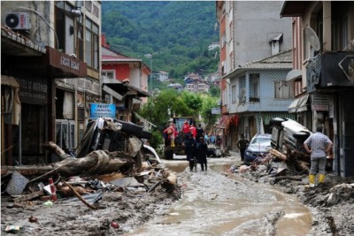 Bosnian capital struggles with flooding after heavy rainfall Bosnian capital struggles with flooding after heavy rainfall