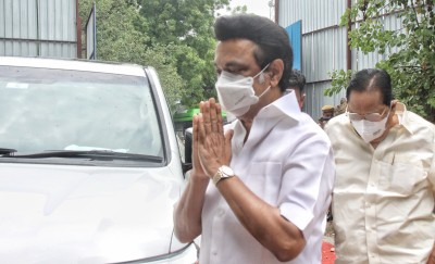 Stalin sets up team of ministers to assess crop loss in TN Stalin sets up team of ministers to assess crop loss in TN