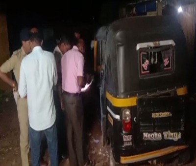 Mysterious blast in auto in Mangaluru, police investigating