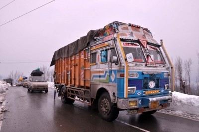 Jammu-Srinagar Highway opens for traffic