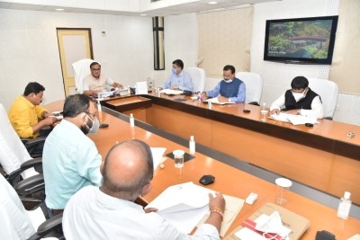 Assam to constitute citizen groups for improving police-public coordination Assam to constitute citizen groups for improving police-public coordination