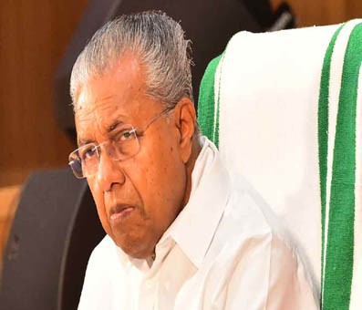 Pinarayi Vijayan now plumps for legal route to take on Governor Khan