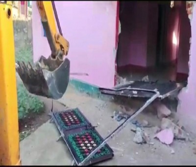 CPI (Maoist) leader's house razed in Jharkhand's Chatra