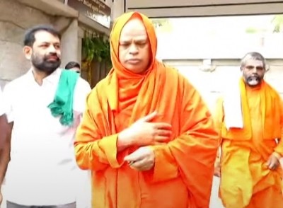 Lingayat mutt sex scandal: Audio of victim being 'tutored' against seer surfaces