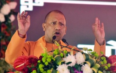 Yogi compares Shivpal Yadav to a pendulum