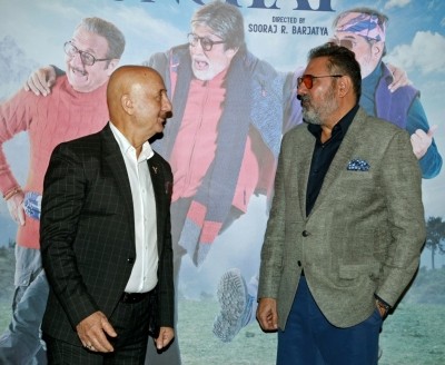 Anupam Kher has a fear of flying, reveals 'Uunchai' co-star Boman Irani