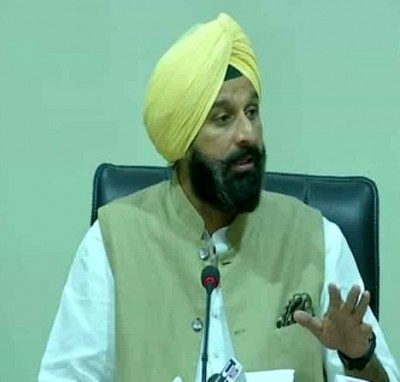 Revoke red entries in land records for burning stubble: Akali Dal