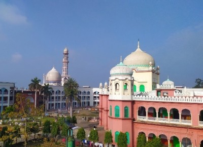 Darul Uloom asks students to attend weddings only during holidays Darul Uloom asks students to attend weddings only during holidays
