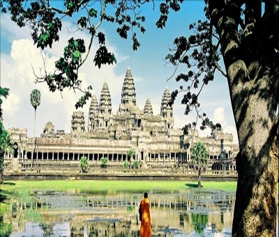 Foreign tourists to Cambodia's Angkor up 2,224%