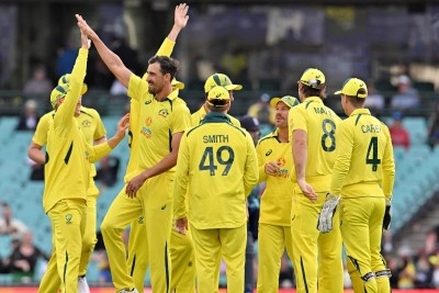 Smith, Starc, Zampa star as Australia secure series victory over England with thumping 72-run win