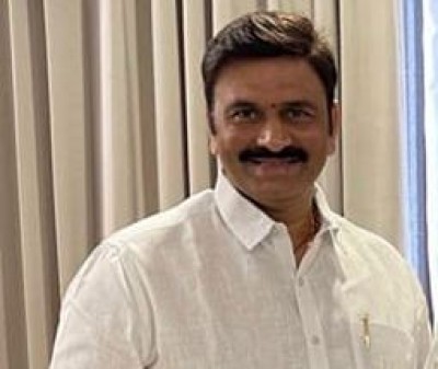 YSRCP rebel MP gets breather in MLAs' poaching case