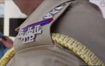 TN police likely to register case against suspended woman constable for links with fraudster TN police likely to register case against suspended woman constable for links with fraudster