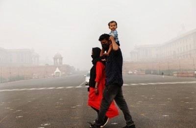 Delhi air quality remains in 'very poor' category Delhi air quality remains in 'very poor' category