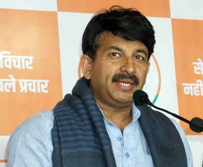 AAP files complaint against BJP MP Manoj Tiwari with State EC