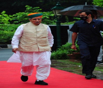 Meghwal calls Rajasthan BJP chief Poonia 'rising sun', triggers speculation Meghwal calls Rajasthan BJP chief Poonia 'rising sun', triggers speculation