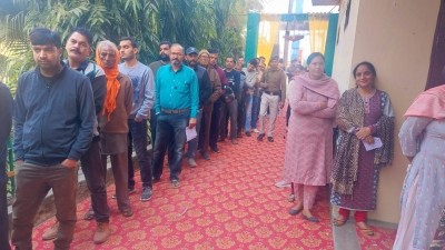 Polling begins in Himachal to elect 68-member Assembly Polling begins in Himachal to elect 68-member Assembly