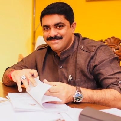 Goa govt has failed in all aspects: Vijai Sardesai