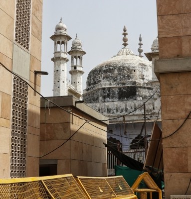 SC to set up bench on Friday to hear Gyanvapi-Kashi Vishwanath case SC to set up bench on Friday to hear Gyanvapi-Kashi Vishwanath case