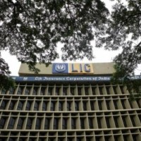 LIC's sale of RCAP debt to ACRE upsets lenders and bidders