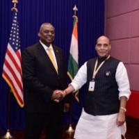 Rajnath meets US Defense Secy in Cambodia, pitches expertise in aircraft maintenance