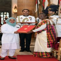 President Murmu presents National Florence Nightingale Awards to Nurses