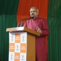 'Will regularise contractual teachers', says Delhi BJP chief