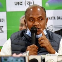 RCP Singh attacks Nitish, asks him to lift liquor ban in Bihar