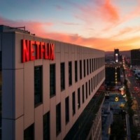 Netflix adds feature to boot off unwanted users