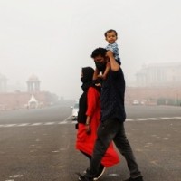 Delhi air quality remains in 'very poor' category