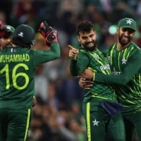 T20 World Cup: Shadab, Iftikhar, Shaheen keep Pakistan's slim semifinal hopes alive with 33-run win over South Africa