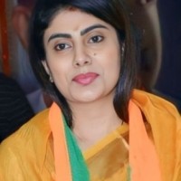 BJP fields Rivaba, wife of cricketer Ravindrasinh Jadeja, from Jamnagar North