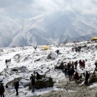 3 tourists stranded in Gulmarg rescued by police