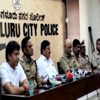 Mangaluru blast: K'taka Home Min visits spot, holds high-level meeting