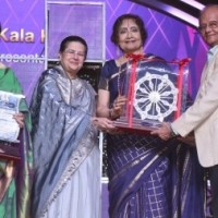 Aditya Vikram Birla award for yesteryear's heroine and ex-MP Vyjayantimala Bali