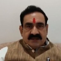 K'taka Cong MLA's 'Hindu' remarks: MP Minister demands apology from Rahul Gandhi