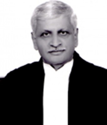 Centre asks Chief Justice UU Lalit to name his successor Centre asks Chief Justice UU Lalit to name his successor