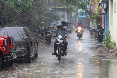 Heavy rain in Chennai, adjoining districts till Wednesday: IMD